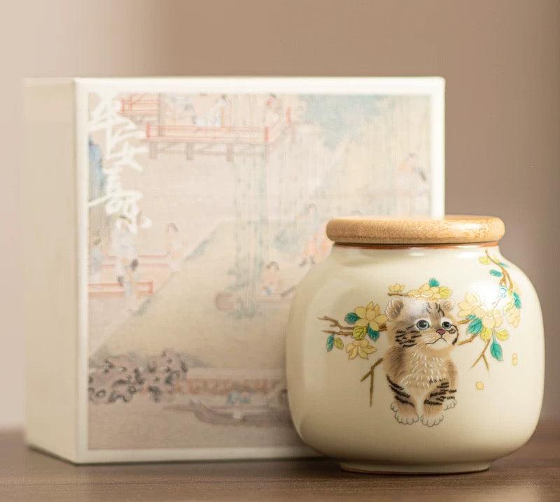 Classic Cream Color Tea Leaf Storage Jar with 3 Water-ink Colored Cat - TPotsOriental