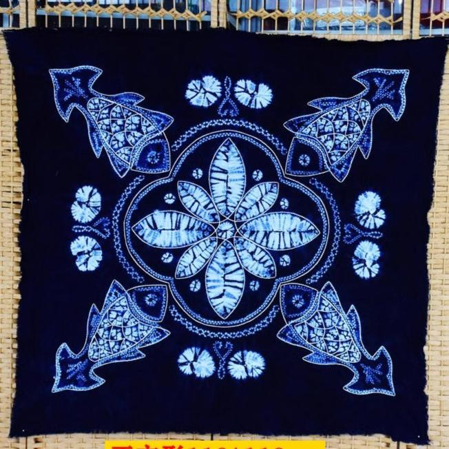 Yunan Heritage Blue Tie-dyed Cotton Tablecloth in Traditional Stitched Auspicious Pattern - TPotsOriental