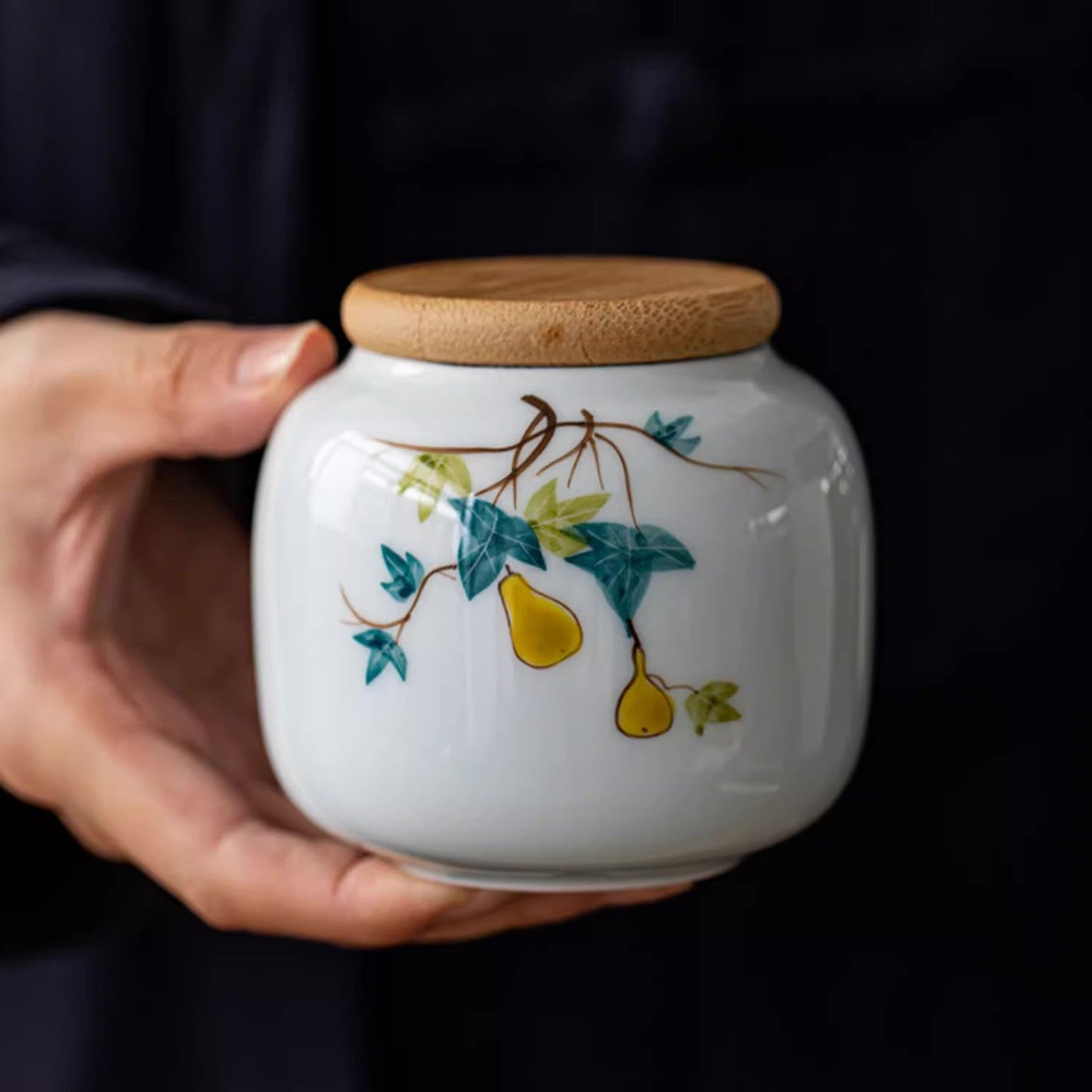 Elegant Hand-Painted Tea Left Storage Jar with Nature Wood Lid - TPotsOriental