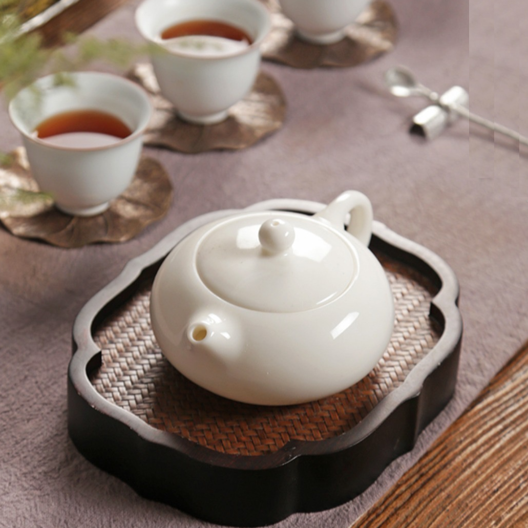 Jingdezhen Ware Sweet White Porcelain Teapot in Traditional Chinese Style - TPotsOriental