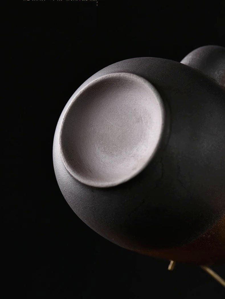 Teiera in ceramica grezza di ispirazione orientale Zen da 430 ml con smalto dorato rustico