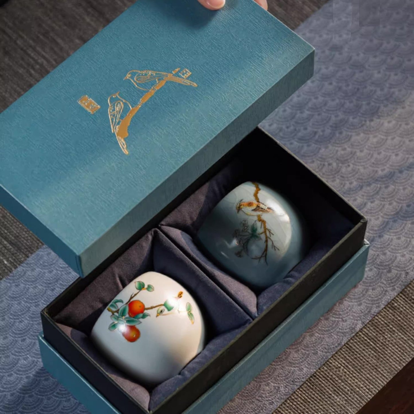 Vintage Styled Ospiciou Chinese Tea Cups Gift Box Set in Scene of Spring Blooming and Autumn Fruit