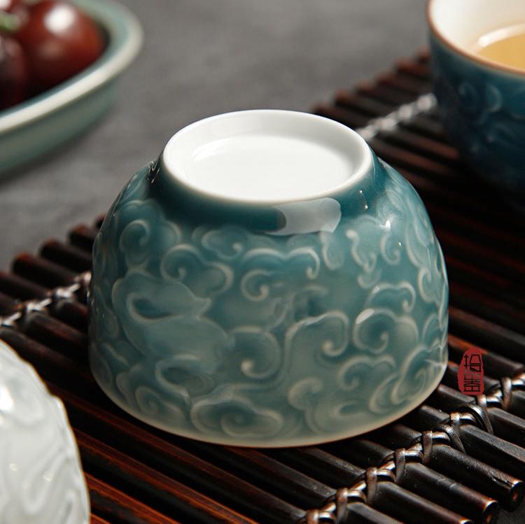 Color Enameled Ceramic Tea Cup Set of 4 with Incised Flying Cloud -Gift Box Display