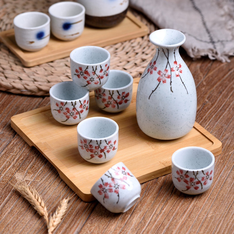 Modern Minimalism Japanese Ceramic Sake Drinking Set with Oriental Design